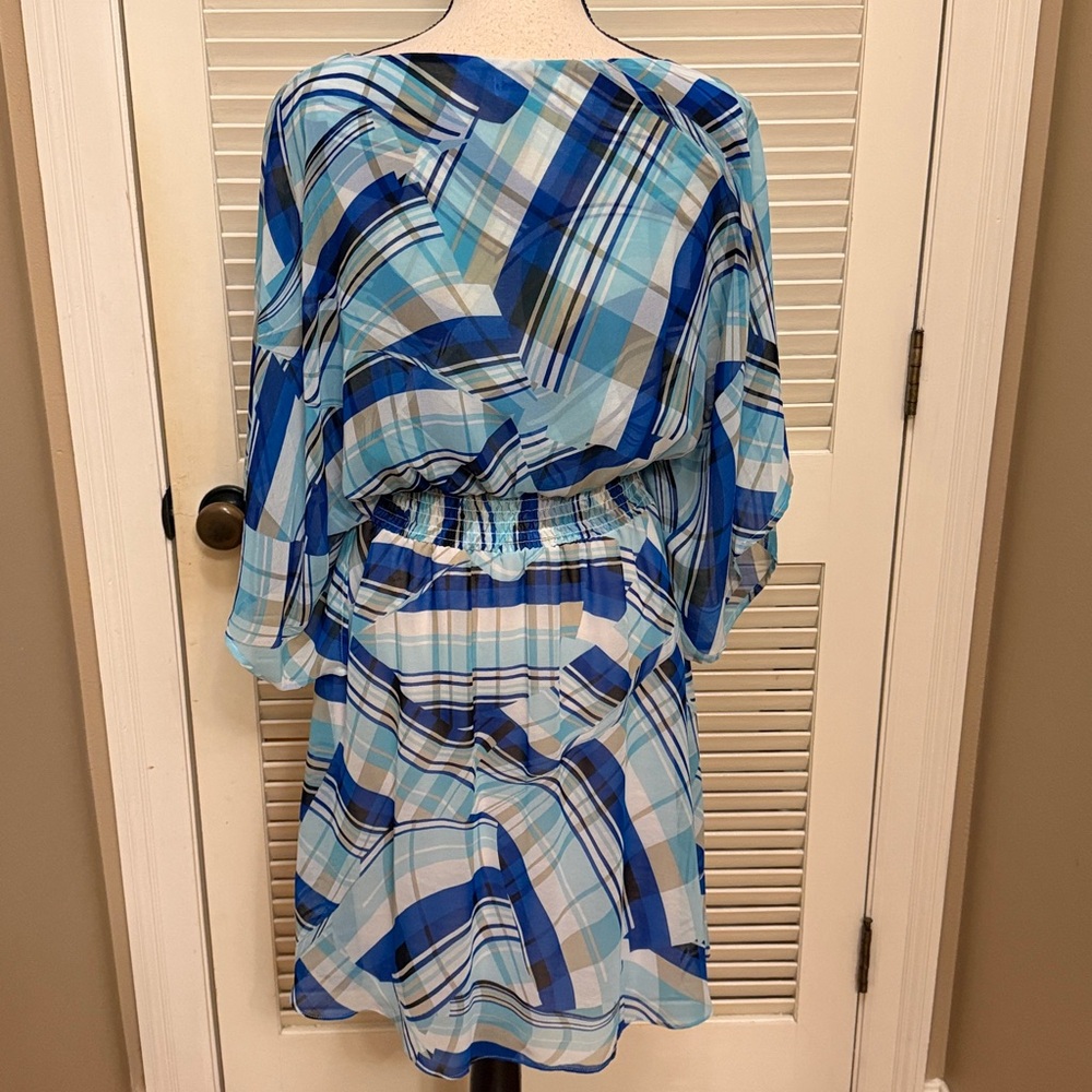 Calvin Klein Chiffon Kimono Dress in a Plaid Pattern of Blue and Tan and Green - Picture 11 of 16